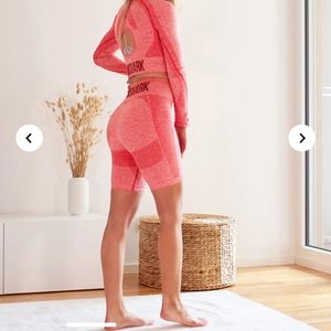 BNWT  Gymshark cycling shorts
